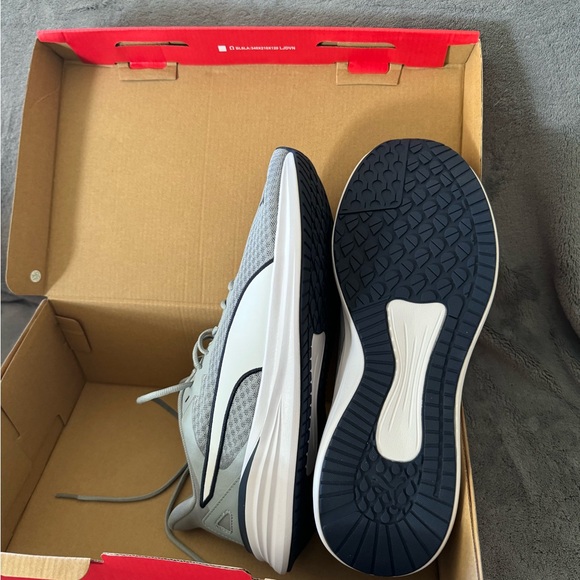 NWT Puma Men’s Gray Transport Sneaker - Picture 7 of 10